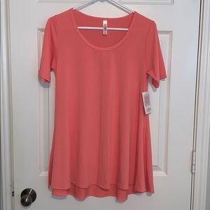 NWT LulaRoe Perfect Tee